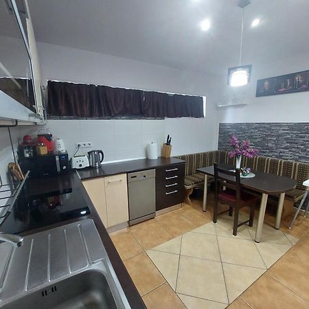 Morrison Apartments Меркуря-Чук Экстерьер фото